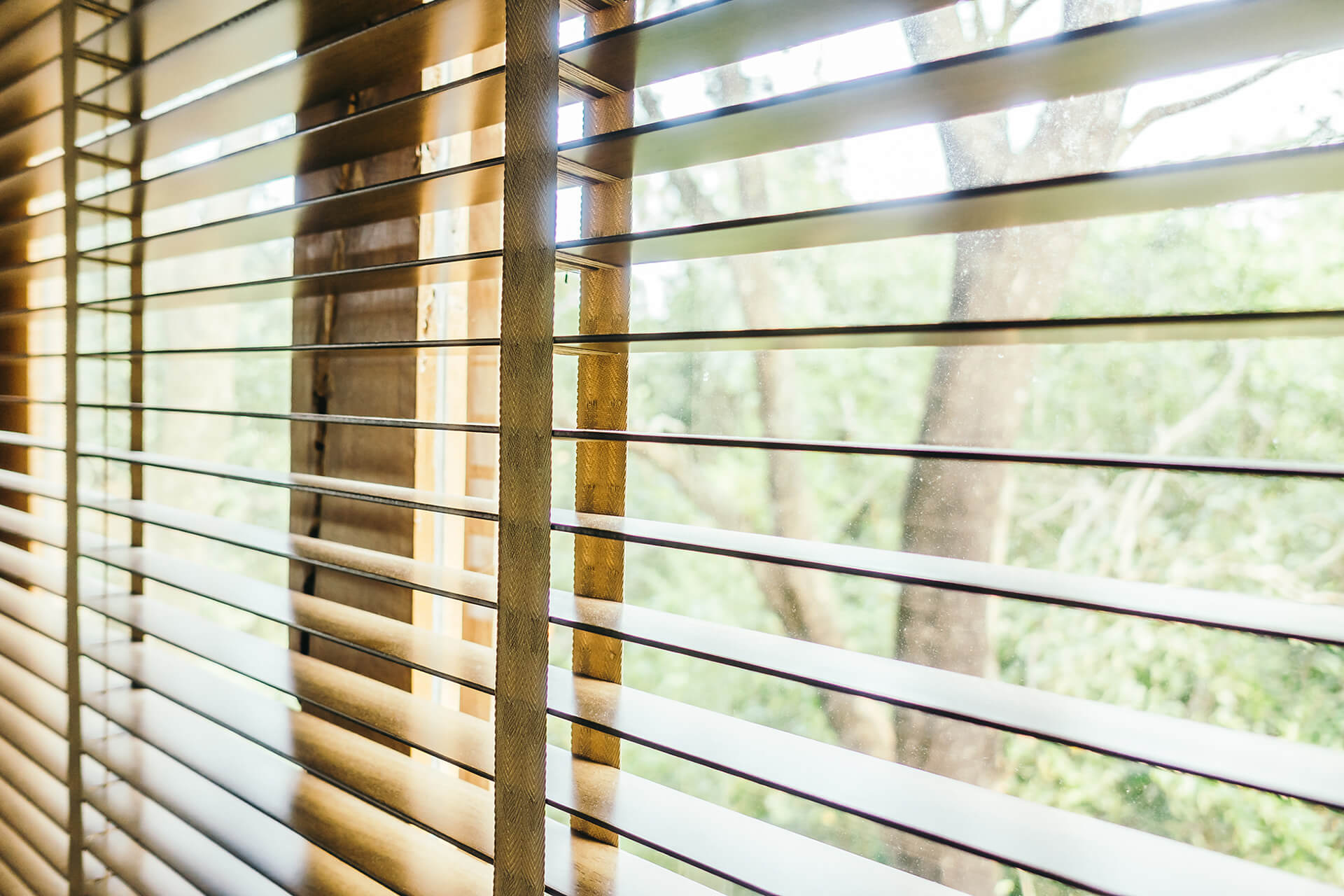 decor-interior-view-blind-closeup